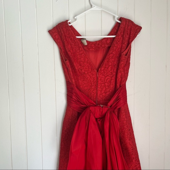 Vintage Red Lace Dress - Picture 5 of 13